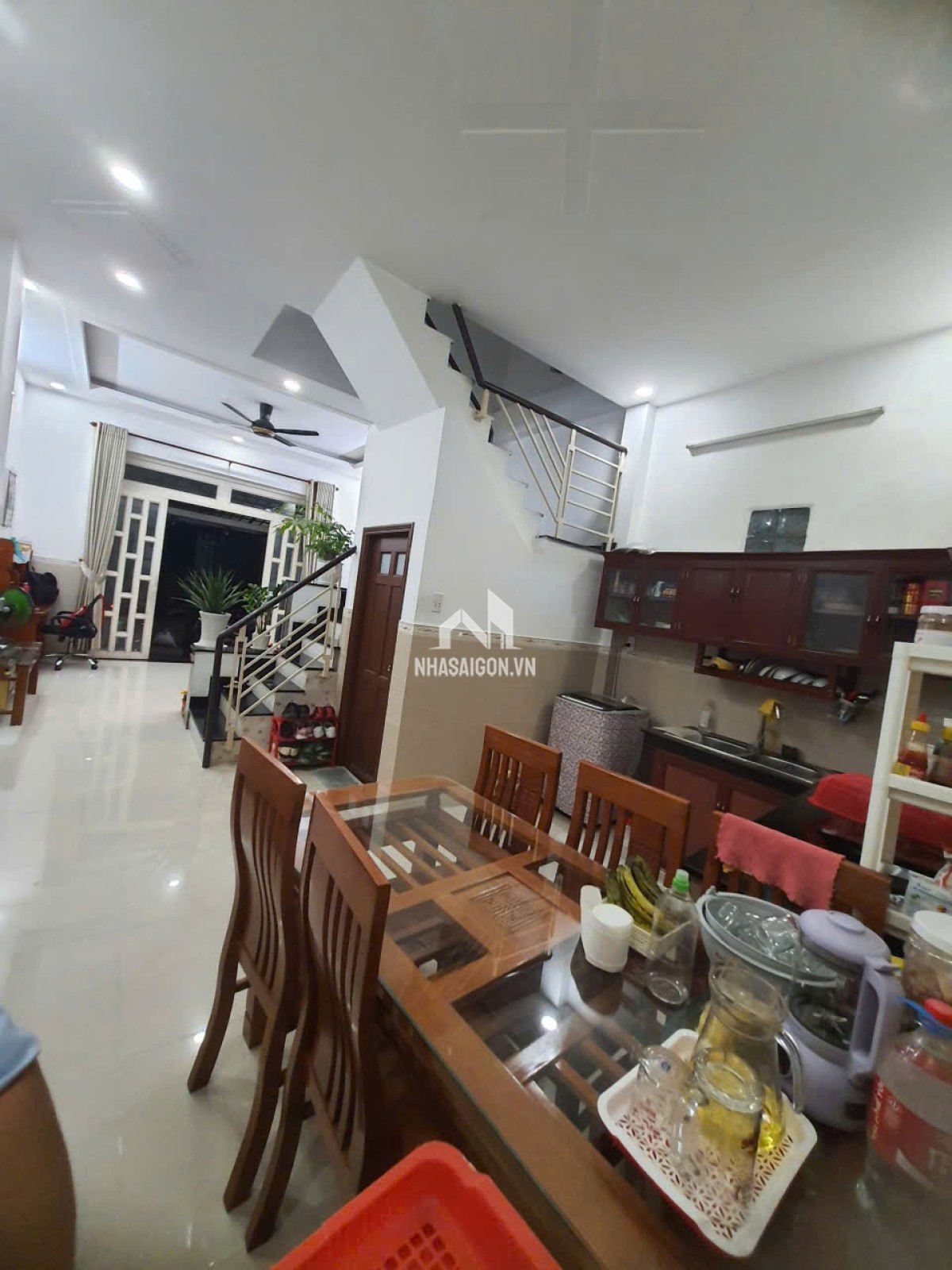 Bán nhà Full nội thất khu dân cư APEC trường thọ thủ đức Lh 0909428959.
